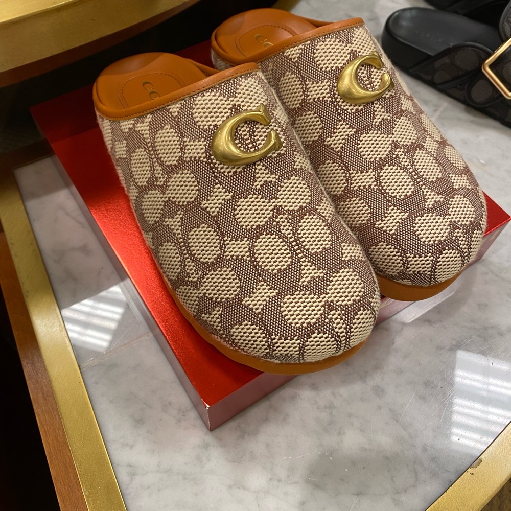 Coach Hadley Signature Logo Print Jacquard Clogs - Picture 2 of 4